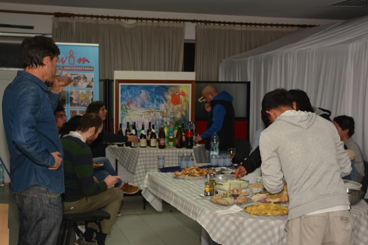 EXPOSIÇÃO PERMANENTE NO CAVIM “JOVENS, ESPERANÇA NA CIDADE”