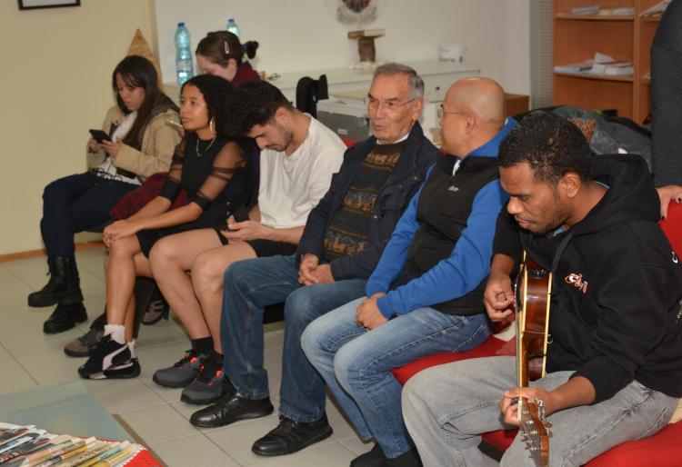 EXPOSIÇÃO PERMANENTE NO CAVIM “JOVENS, ESPERANÇA NA CIDADE”